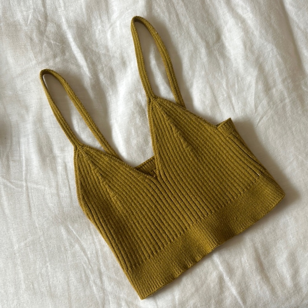 Ribbed Knit Crop Top